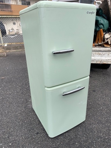 北九州市内配送無料　保証付き 2022年製e angle 【右開き】149L ノンフロン冷蔵庫 ＜ ANG-RE151-B1