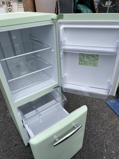 北九州市内配送無料　保証付き 2022年製e angle 【右開き】149L ノンフロン冷蔵庫 ＜ ANG-RE151-B1