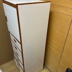 取引中　昭和レトロ　　白いキャビネット　の画像
