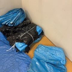 ブルーシートの画像