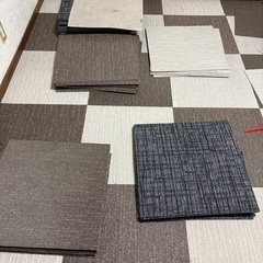タイルカーペット10枚500円！！の画像