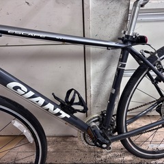 GIANT ESCAPE クロスバイク　グレー の画像