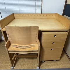 お話中☆無印☆学習机☆椅子、引き出しセット☆の画像