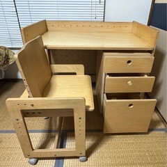 お話中☆無印☆学習机☆椅子、引き出しセット☆の画像