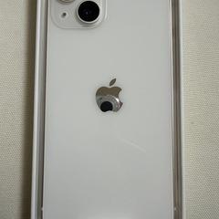 iPhone13 スターライト 
128g 純正バッテリー98% の画像