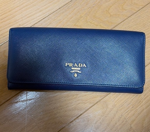 PRADA プラダ　長財布
