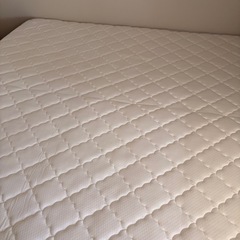 Nerucoキング
 サイズのマットレス+ベッドフレイムの画像