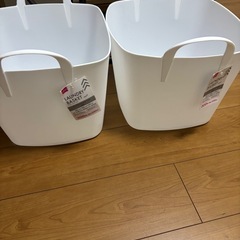 受け渡し決定！ランドリーソフトバスケットホワイト２つセットの画像