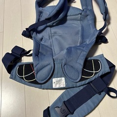 (お取引中)エルゴベビー（Ergobaby) 抱っこ紐の画像