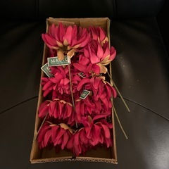 【新品】造花ダリア　東京堂 MAGIQ 造花 花材 プライムダリアピック ビューティ アーティフィシャルフラワー の画像