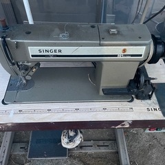 工業用ミシンの画像