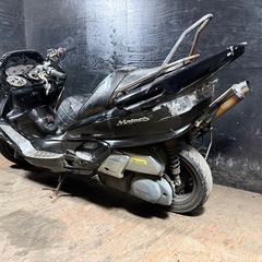 ★支払総額5.2万円 ★激安バイク続々入荷中！ とにかく安い！！ ヤマハ マジェスティC 黒 SG03J 人気のマジェスティC！ アルミステップ！ 社外マフラー！ エアロパーツ！ バッテリー新品！ タンデムバー！ 5連メーター！　カスタムベースに♪の画像