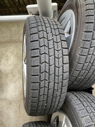 トヨタ　TOYOTA トヨタ純正アルミホイール付き　スタッドレスタイヤ4本　DUNLOP ダンロップ　　　
