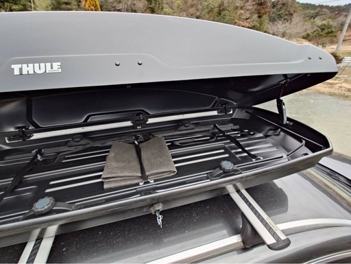 ルーフボックス(Thule Force XT XL)