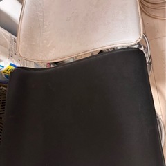 【無料】カウンターチェア4脚（サビ・汚れあり）藤井寺市／玄関前引き取り の画像