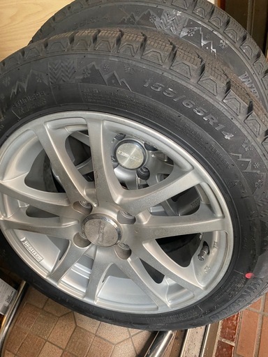 24年製　スタッドレス　155/65r14 ほぼ新品　4本セット