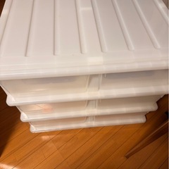 ニトリ　透明収納ボックスの画像