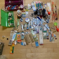釣具　大量　ロッド　リール　仕掛け　針　ウキ　錘の画像