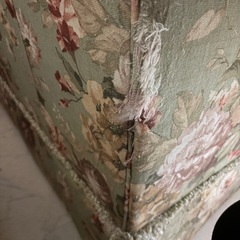 ★3/4終日 3/5夜　引取り限定！ローラアシュレイ ソファ　三人掛けくらいの画像