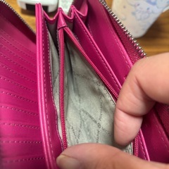 MICHAEL KORSゼブラプリント カーフヘア コンチネンタル ウォレットの画像