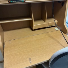 至急【勉強机　スリム　畳める　扉　学習　小学生省スペース　椅子　引き出し付きの画像