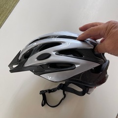 自転車ヘルメットの画像
