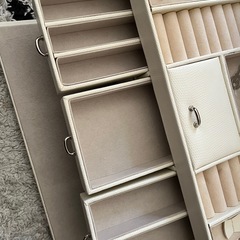 アクセサリーケースジュエリーボックスの画像