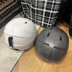 スキー/スノーボード用ヘルメットの画像