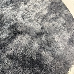 汚れたあり ラグマットカーペット 円形 丸 120*120cm 円形マット 丸 ブラック 8色選べる 北欧シャギー 絨毯 丸洗い 軽量 折り畳み可能 滑り止め付き 夏 冷房対策 ふわふわ 床暖房対応カーペット 柔らかい ラグマット 北欧シャギー 絨毯の画像