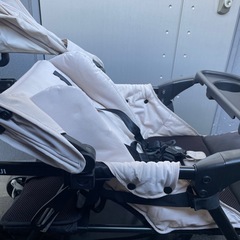 【急募】KATOJI カトージ  ベージュ 2人乗りベビーカーの画像