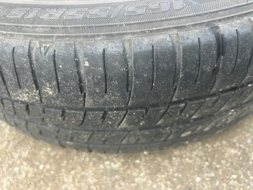 15インチ社外ホイール⭐️４本セット⭐️すぐ使える/軽自動車に⭐️ガリ傷あり/センターキャップ１つ欠品⭐️千葉県東金市〜即納品可能
