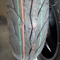 IRC井上ゴムのスクーター用新品チューブレスタイヤ。の画像