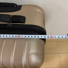 無料　スーツケースの画像