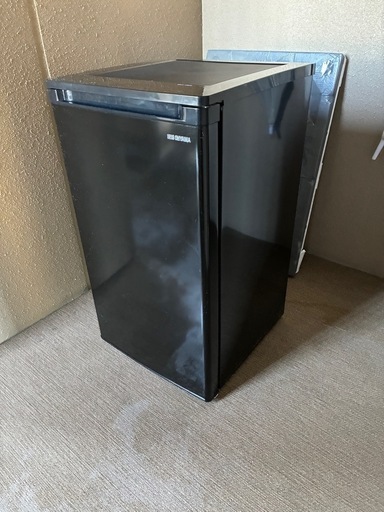 アイリス冷凍庫　60L