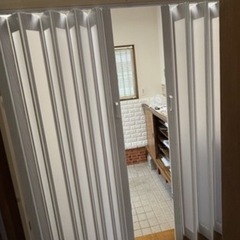 パネルドア （アコーディオンカーテン）の画像