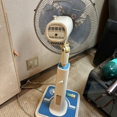扇風機　レトロの画像
