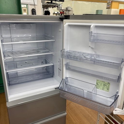 ☆ドリーム荒牧店☆ジモティー割引有☆【クリーニング済み】AQUA/3ドア冷蔵庫/AQR-27J/272L/2020年製