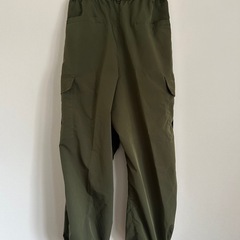 EMMA CLOTHES オリーブ カーゴパンツ Sサイズ ドローストリング付きの画像