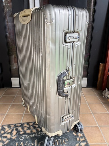 ＲＩＭＯＷＡ　リモア　大型スーツケース　停止中