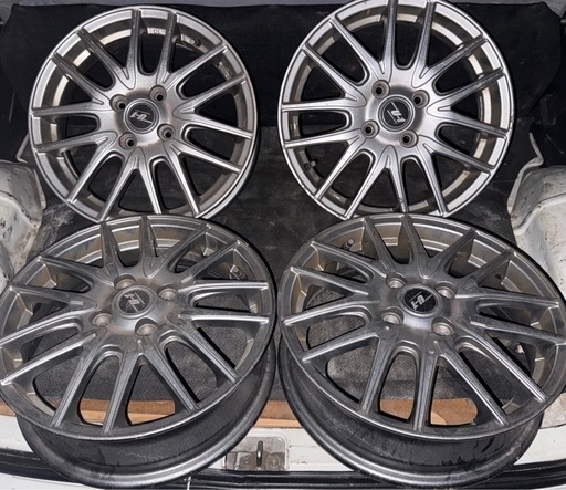 マナレイ  DIOS U-1 4.5J 15インチ4穴 pcd100  軽自動車  中古 最終値下げ