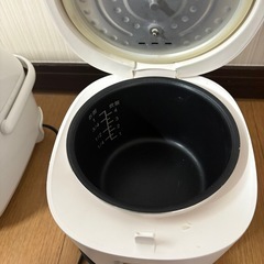 炊飯器の画像