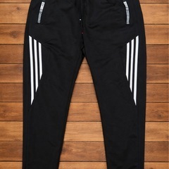 【XXLサイズ 】adidasウェア上下セットの画像