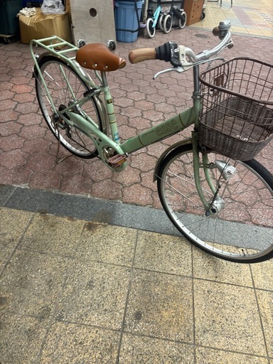 可愛い　みどりの自転車　通勤通学　オートライト＆変速付き