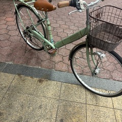 可愛い　みどりの自転車　通勤通学　オートライト＆変速付きの画像