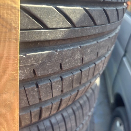 235/50R18   グッドイヤー