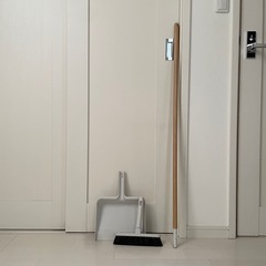 無印良品　ほうきちりとりセットの画像