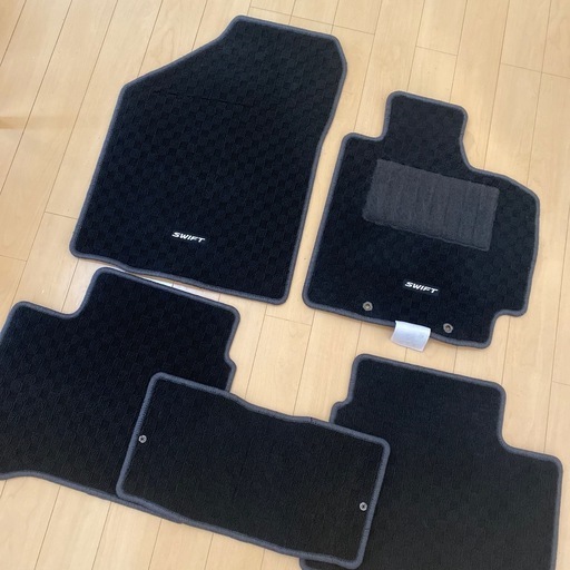 スイフト　車内マット　正規品