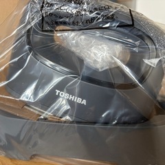 【新品未使用】東芝コードレス衣類スチーマー　の画像