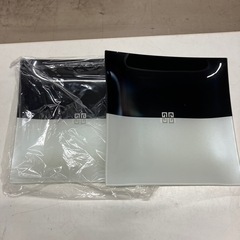 O 2602-0840 ジバンシー　マグカップ2個　お皿2枚セット　未使用品の画像