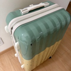 【3/4まで！】キャリーケースの画像